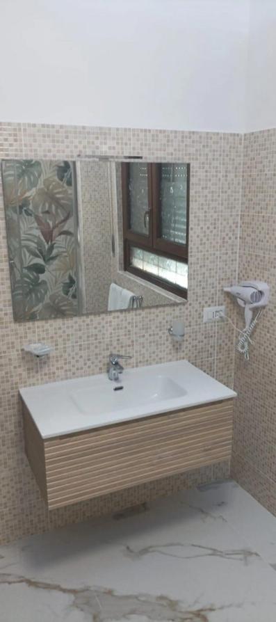 Dual Suites - 4 Posti Letto - Fiumicino Aeroporto E Fiera - Self Check-In 外观 照片